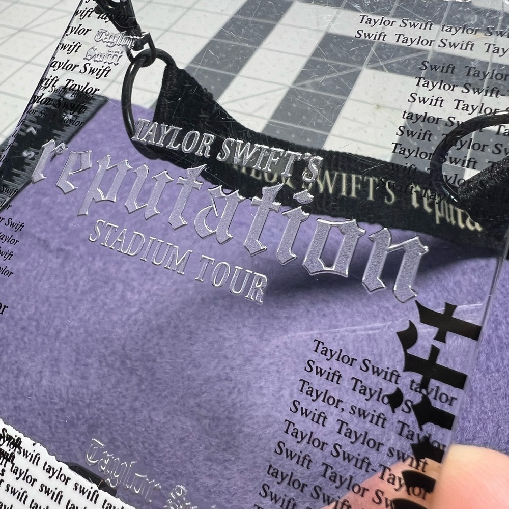 Taylor Swift reputation stadium tour lanyard - Picture 5 of 7